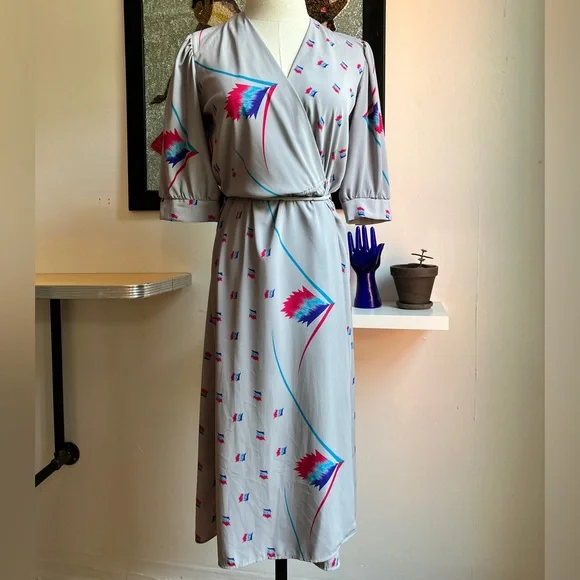 Vintage 80s Wrap Midi Dress | Gray Abstract Print | M - Picture 1 of 7